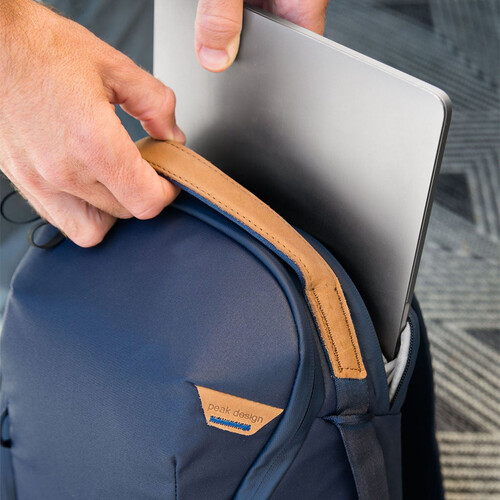 Peak Design Everyday Backpack Zip v2 20L BEDBZ-20-MN-2 - Midnight - 9